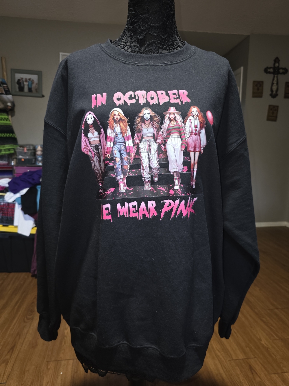 Gildan Black Crewneck Sweatshirt with Pink Graphic